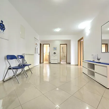 Letica * Кастав