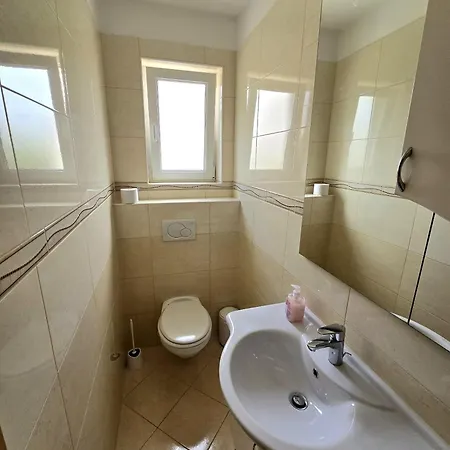 Letica * Кастав